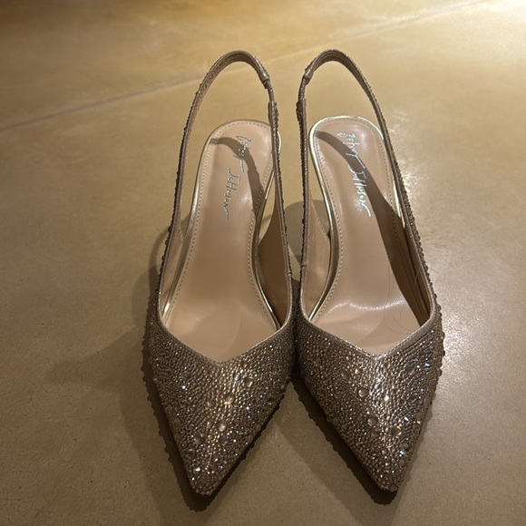 Betsey Johnson Slingback Heels - Picture 3 of 8